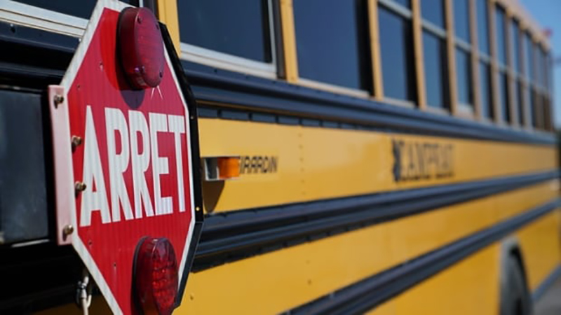 Canada: Western Quebec’s bus drivers strike continue for one month, school boards pay parents’ mileage