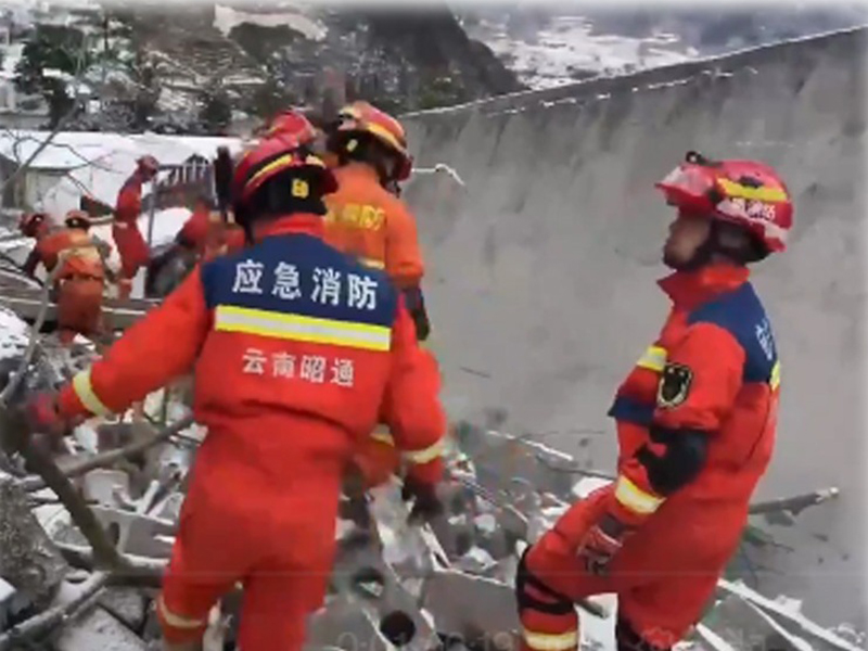 Two die after landslide hits China's Yunnan province